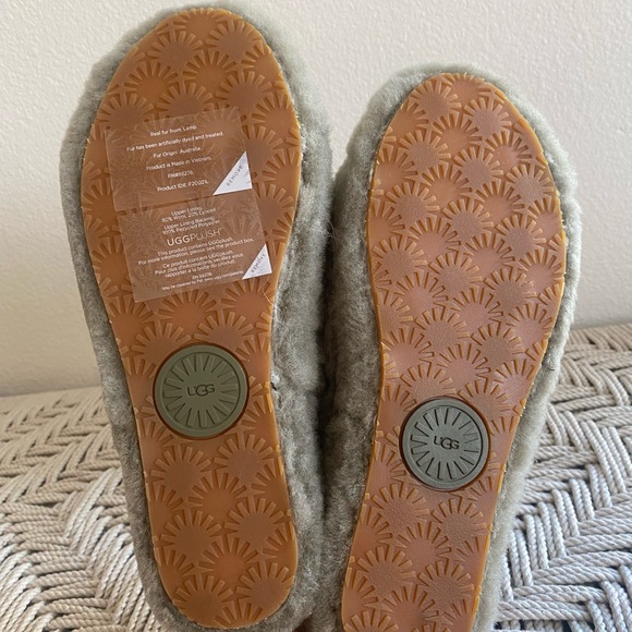 UGG fluff yeah slide shoes slippers Womans burnt olive green - Picture 5 of 15